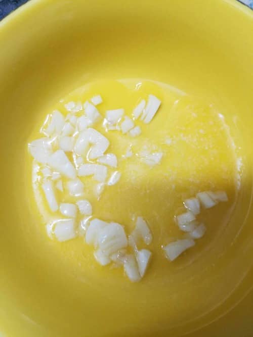 butter and garlic topping
